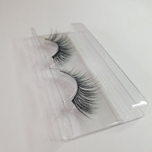 Load image into Gallery viewer, Femme Fatale 18mm