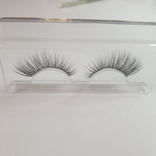 Load image into Gallery viewer, Femme Fatale 18mm