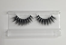 Load image into Gallery viewer, Doll Face 17mm