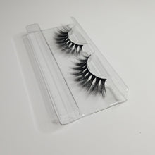 Load image into Gallery viewer, Doll Face 17mm