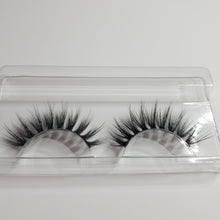 Load image into Gallery viewer, Doll Face 17mm