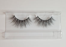 Load image into Gallery viewer, Resting Bish Face 19mm