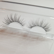 Load image into Gallery viewer, Resting Bish Face 19mm