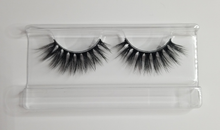 Load image into Gallery viewer, Doll Face 17mm